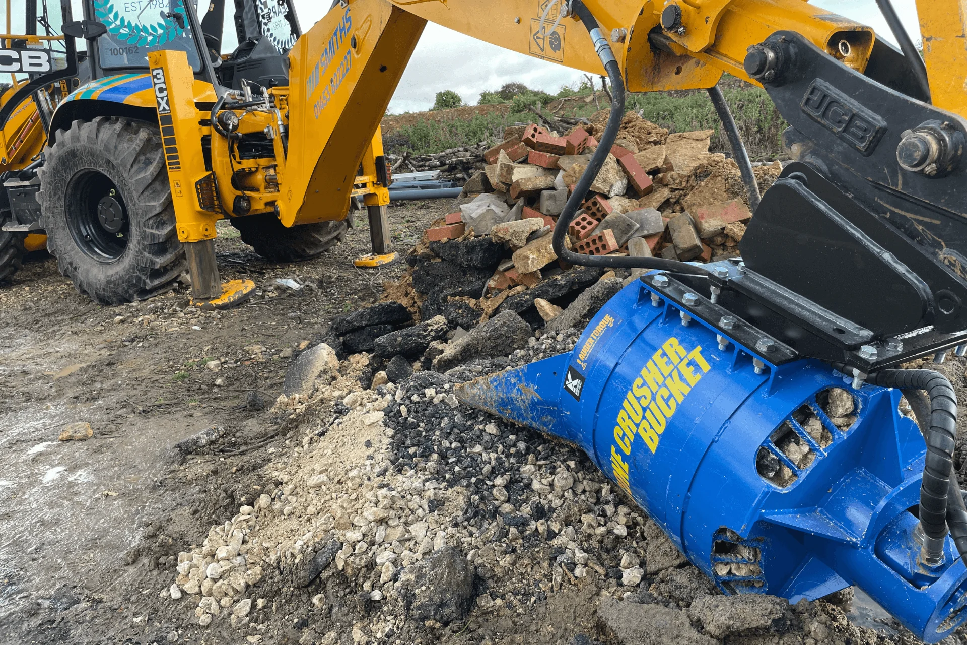 Cone Crusher Bucket for 3-10T Excavators - Image 6
